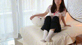 【凝思摄影】NO.013 铃铃 T恤、短白袜、平底鞋封面图