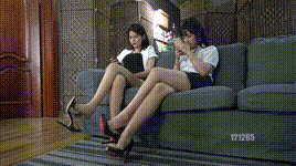 【KM摄影】4K 297 芮芮 姐妹沙发制服肉丝挑鞋